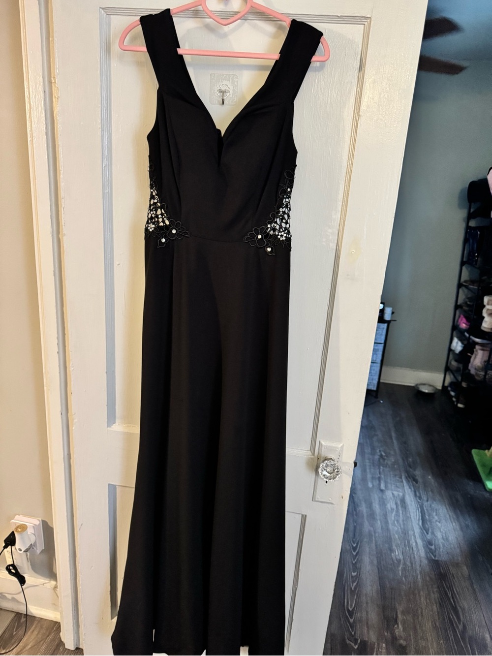 Elegant Black Evening Gown with Beaded Side Detail